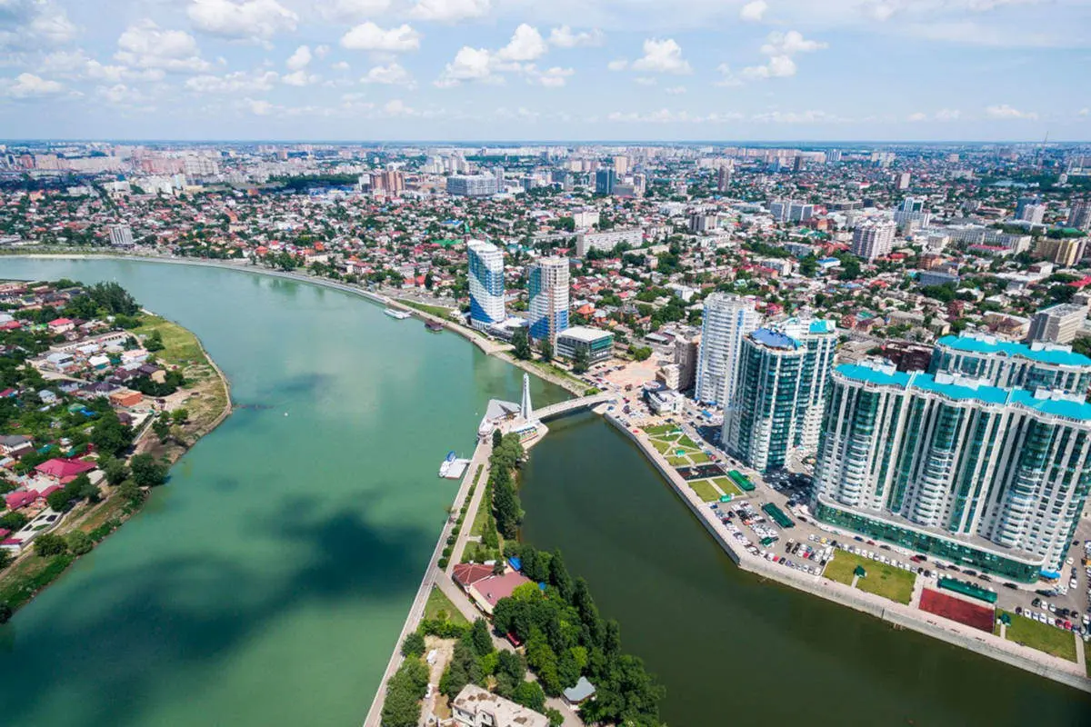 Jour 2 - Cœur historique et saveurs du terroir
